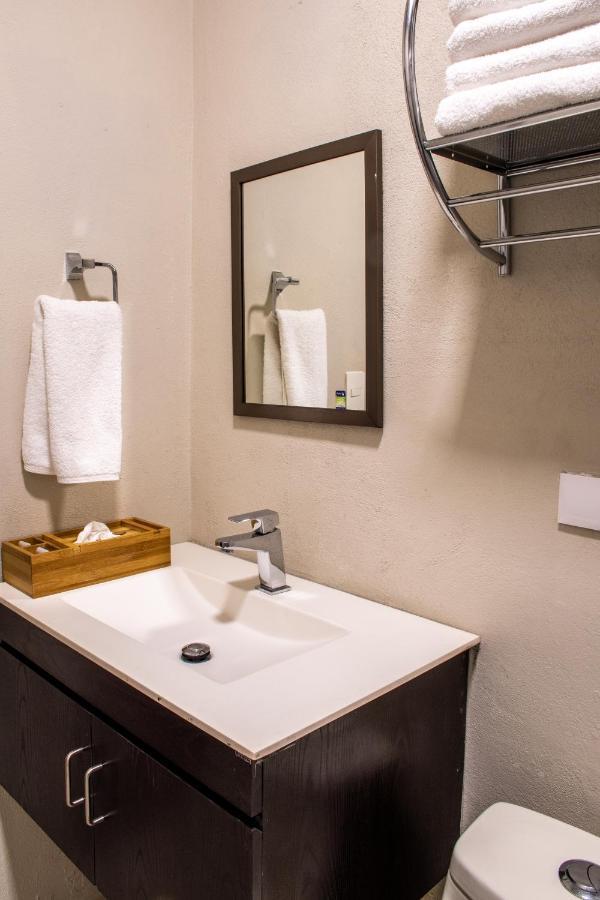 Hoteles ANTIGUA - SANTA LUCIA MTY Monterrey Extérieur photo