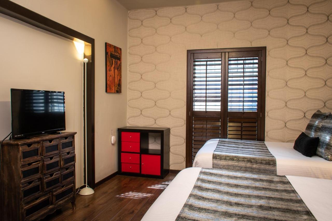 Hoteles ANTIGUA - SANTA LUCIA MTY Monterrey Extérieur photo